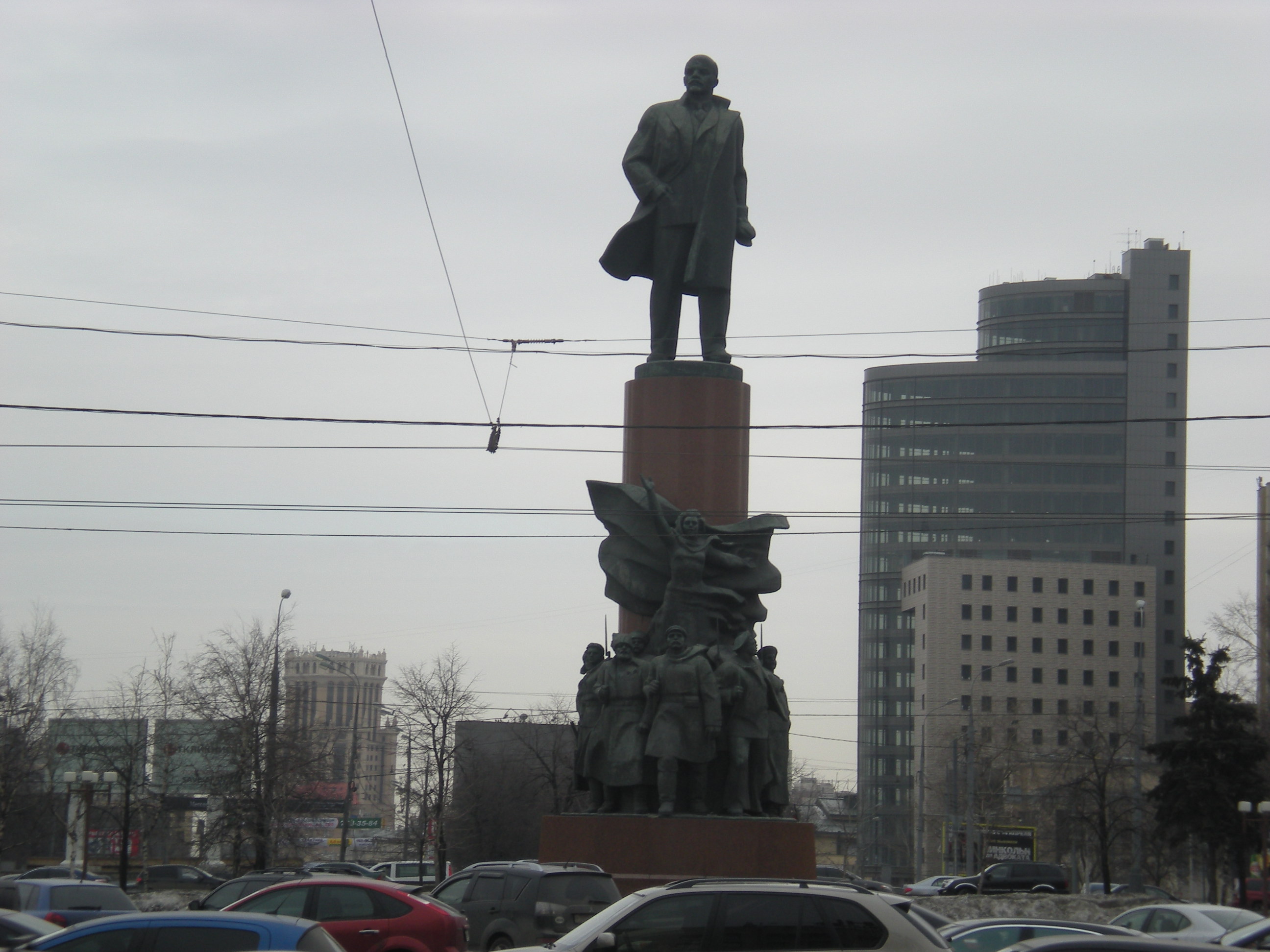 Москва памятник ленину