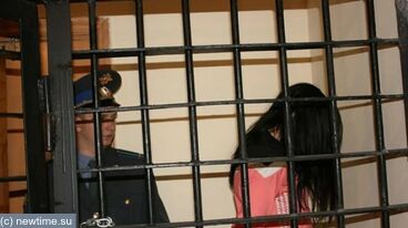 Мать в тюрьму - детей в детдом