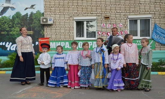 den-sosedej_E2706